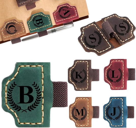 Custom Bookmark with Pen Holder with 26 Letters Personalized Magnetic Leather Book Mark, Customized Name Book Marker Clip with Initial for Men Women, Gifts for Book Lovers, Readers, (Green, B)