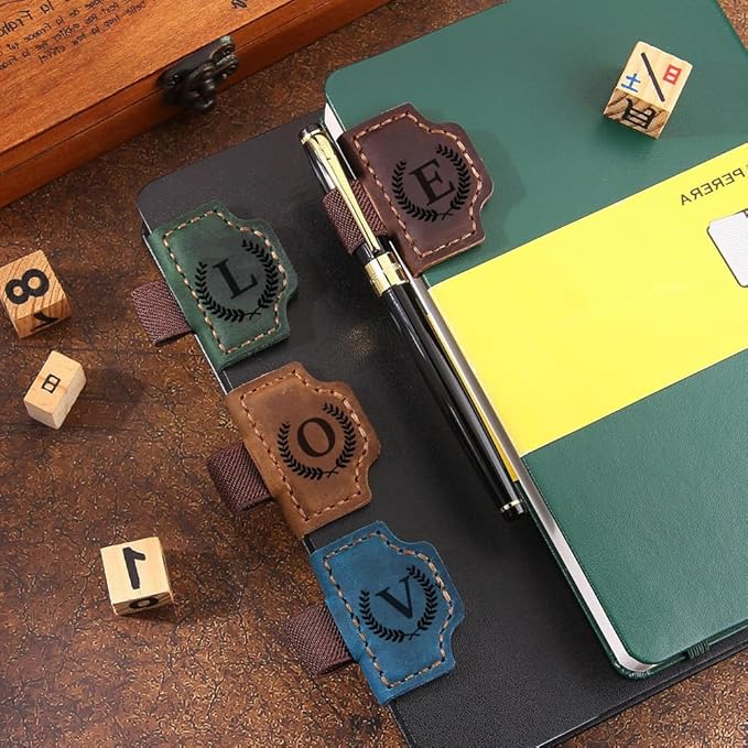 Custom Bookmark with Pen Holder with 26 Letters Personalized Magnetic Leather Book Mark, Customized Name Book Marker Clip with Initial for Men Women, Gifts for Book Lovers, Readers, (Coffee, H)